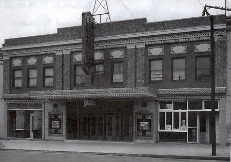 Lansing Theatre - Vintage Pic